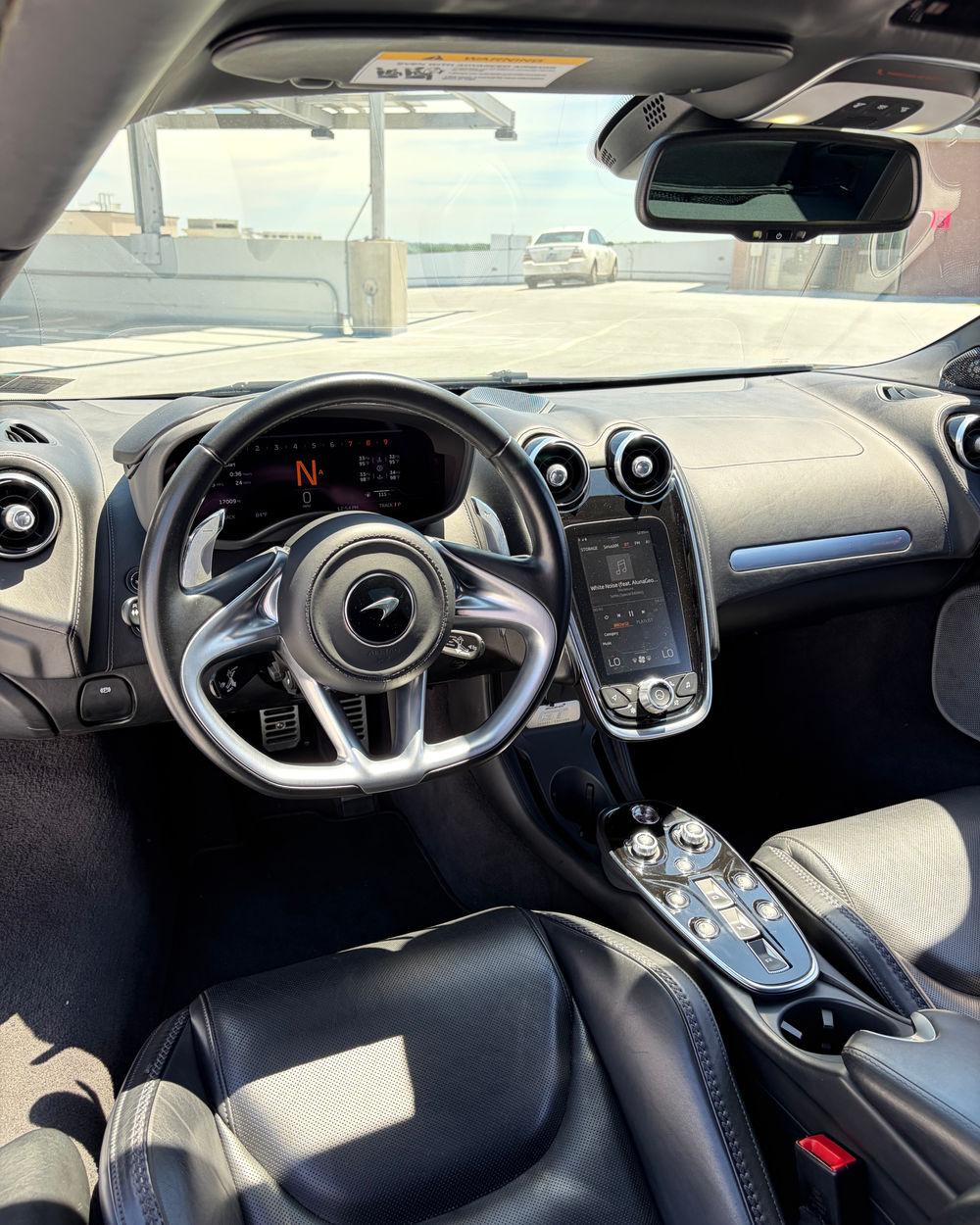 McLaren GT, photo 2